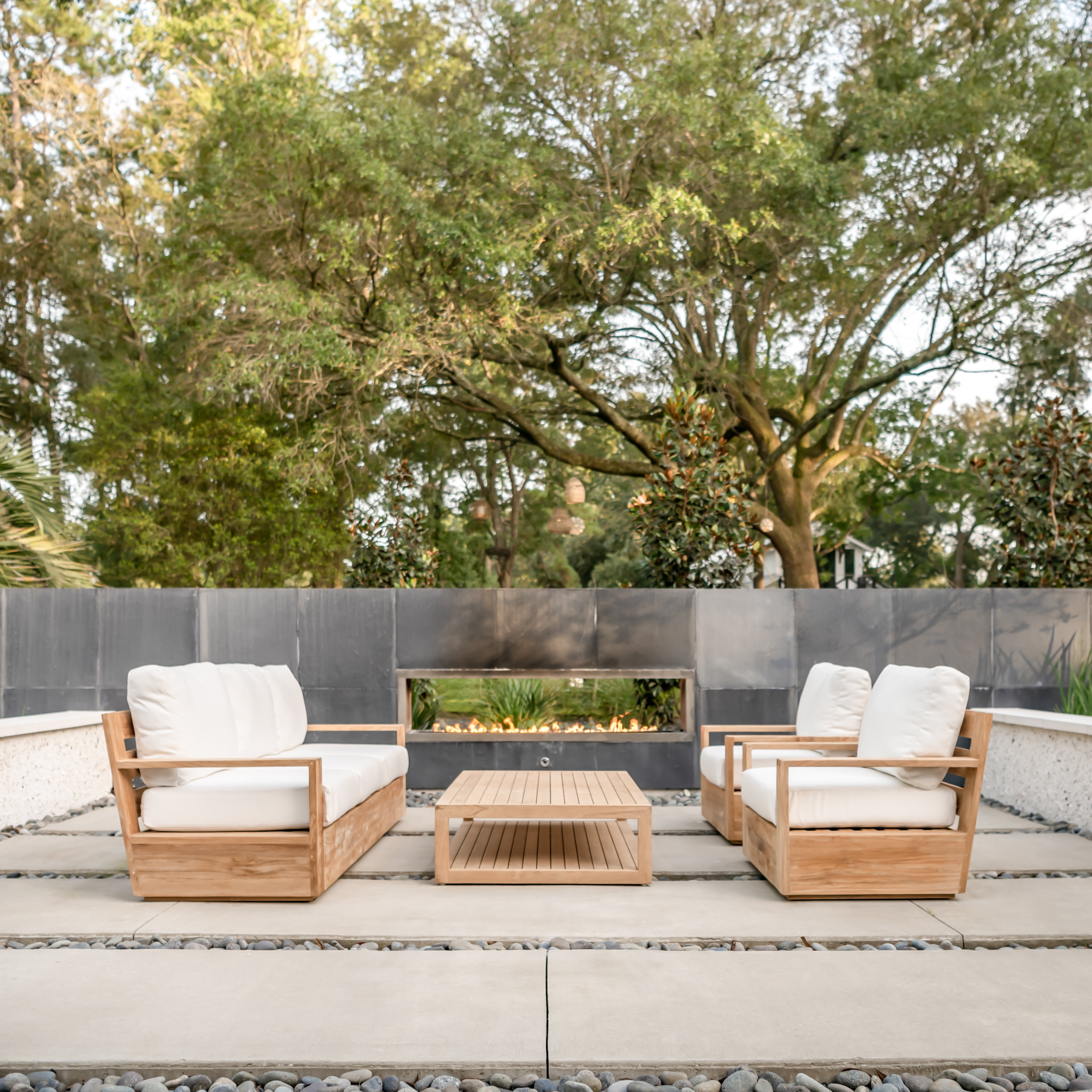 Outdoor couch with online table